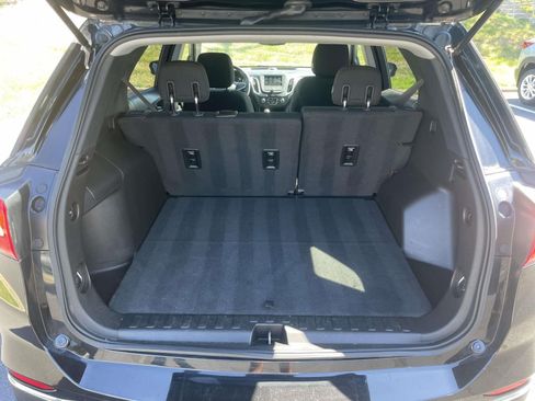 Used 2019 Chevrolet Equinox LT FWD image 8