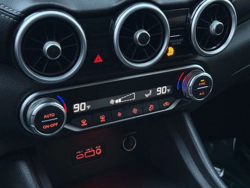 Used 2021 Nissan Sentra SV w/ Trunk Package image 36