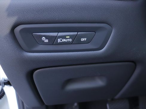 New 2026 BMW X5 xDrive50e w/ Climate Comfort Package image 33