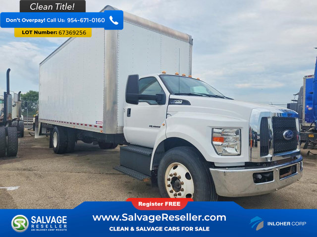 Used 2017 Ford F650 2WD Regular Cab Super Duty image 5
