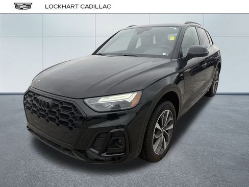 Used 2024 Audi Q5 2.0T Premium w/ Summer of Audi Package image 6