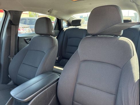Used 2016 Chevrolet Malibu LT FWD image 10