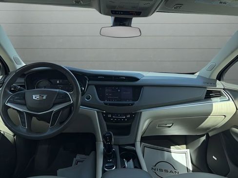 Used 2023 Cadillac XT5 Premium Luxury image 11