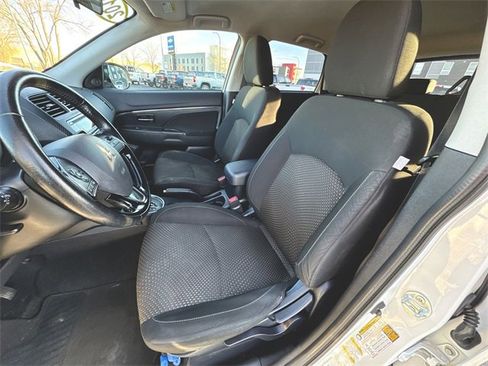 Used 2016 Mitsubishi Outlander Sport ES image 16