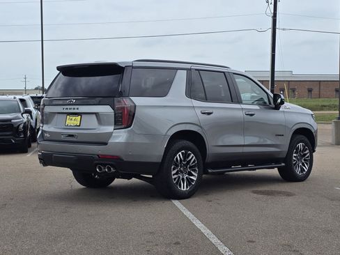 Used 2025 Chevrolet Tahoe Z71 AWD/4WD image 5