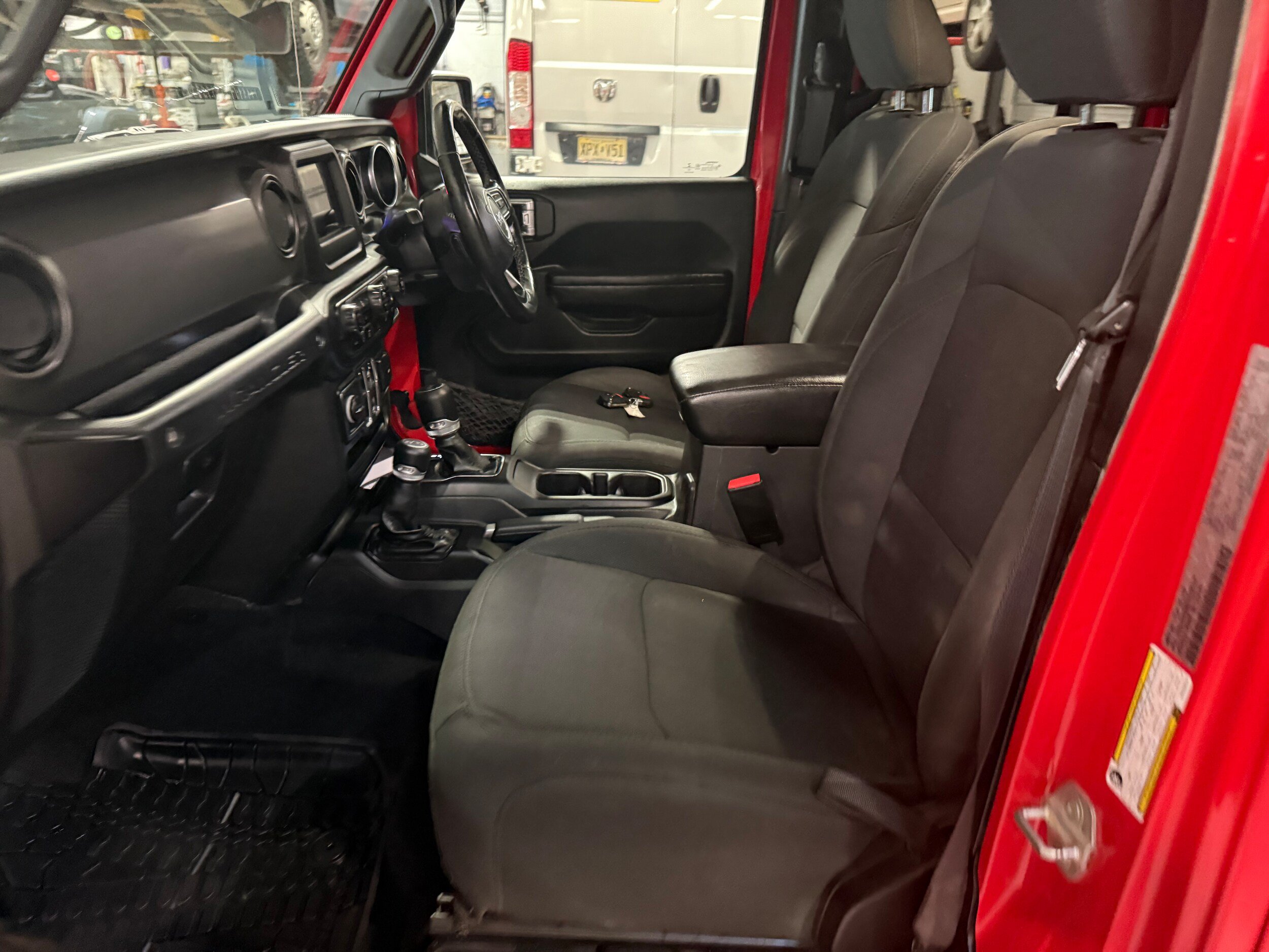 Used 2022 Jeep Wrangler Unlimited Sport w/ Cold Weather Group AWD/4WD image 33
