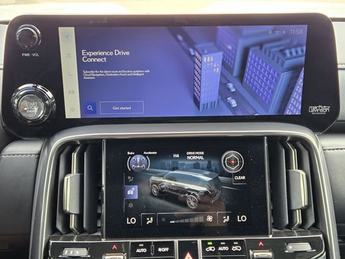 Used 2023 Lexus LX 600 4WD w/ Interior Upgrade Package image 25