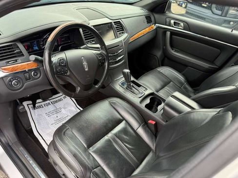 Used 2013 Lincoln MKS image 12