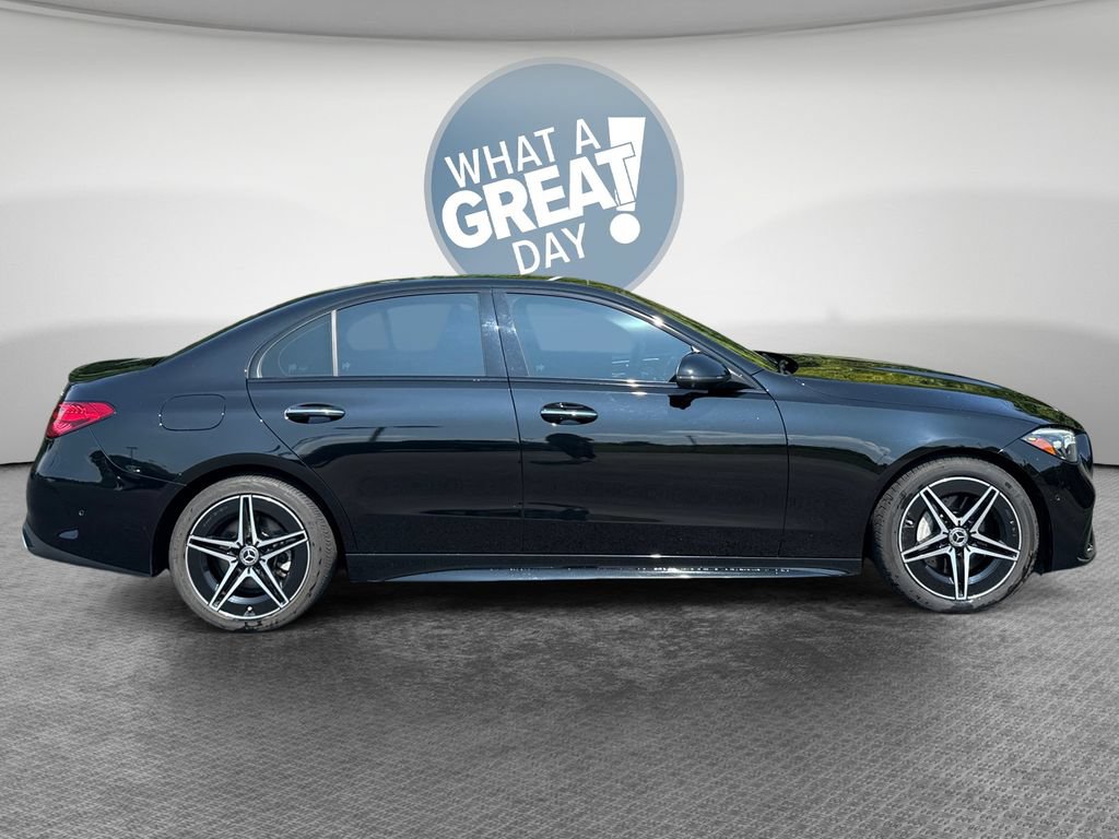 Used 2024 Mercedes-Benz C 300 4MATIC Sedan image 2
