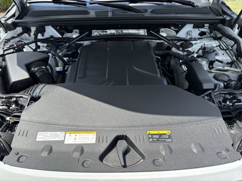 Certified 2025 Audi Q5 Premium AWD/4WD image 36