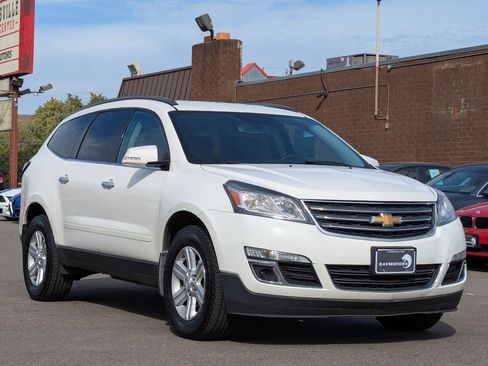 Used 2013 Chevrolet Traverse LT image 6