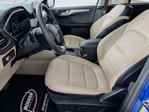 Used 2021 Ford Escape SEL image 19