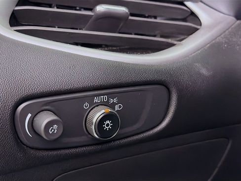 Used 2024 Chevrolet Malibu LT image 12