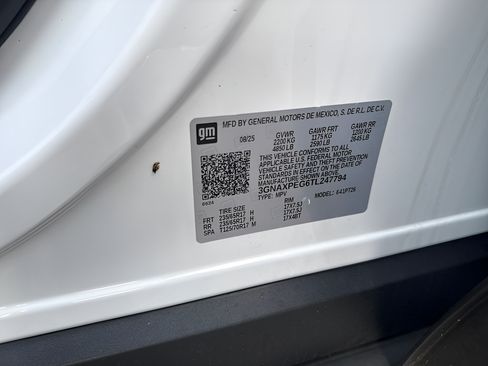 Used 2026 Chevrolet Equinox LT AWD/4WD image 5