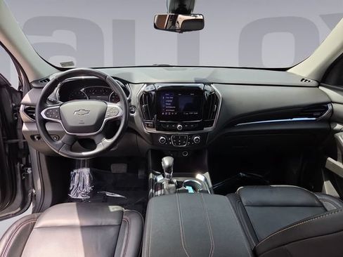 Used 2021 Chevrolet Traverse RS AWD/4WD image 12