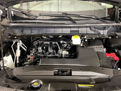 Certified 2025 Nissan Pathfinder S AWD/4WD image 12