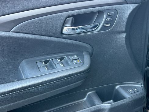 Used 2021 Honda Pilot EX-L image 11
