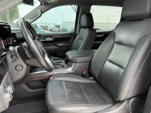 Used 2024 GMC Sierra 1500 SLT AWD/4WD image 23