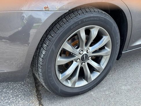 Used 2014 Chrysler 300 S AWD/4WD image 36