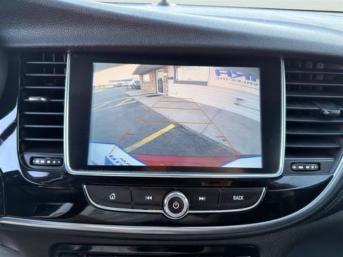 Used 2018 Buick Encore Preferred AWD/4WD image 19