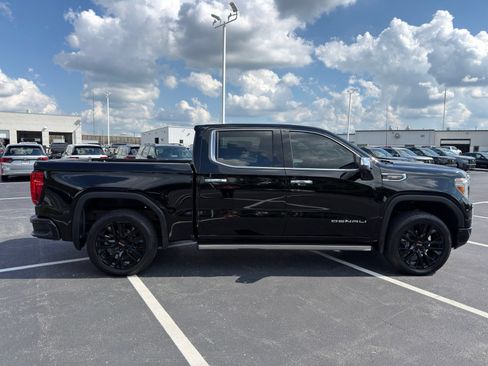 Used 2021 GMC Sierra 1500 Denali w/ Denali Carbonpro Edition AWD/4WD image 7