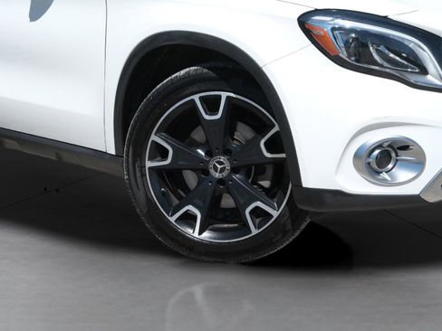 Used 2020 Mercedes-Benz GLA 250 image 10