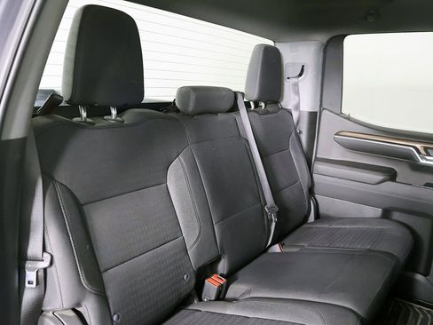 Used 2023 Chevrolet Silverado 1500 LT AWD/4WD image 29