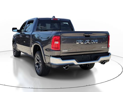 New 2026 RAM 1500 Laramie AWD/4WD image 4
