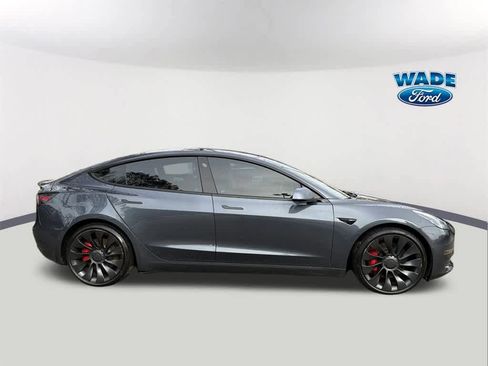 Used 2021 Tesla Model 3 Performance image 4