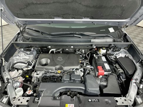 Used 2025 Toyota RAV4 LE AWD/4WD image 30