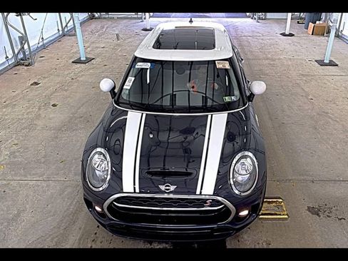 Used 2018 MINI Cooper Clubman S image 2