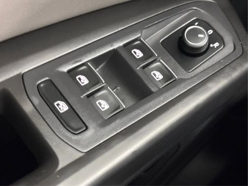 Used 2021 Volkswagen Atlas SE w/ Panoramic Sunroof Package image 43