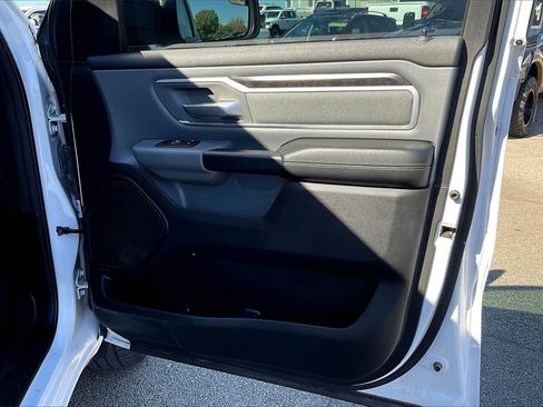 Used 2022 RAM 1500 Big Horn w/ Level 1 Safety Group image 23