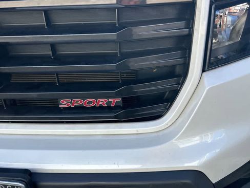 Used 2023 Honda Ridgeline Sport image 13