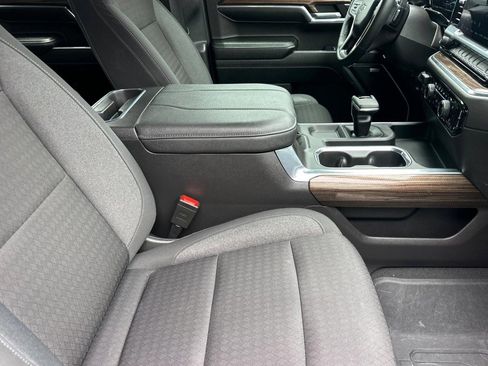 Used 2024 Chevrolet Silverado 1500 RST w/ Convenience Package II RWD image 30