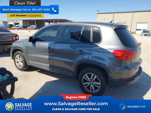 Used 2013 Volkswagen Tiguan S FWD image 3