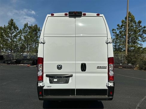 New 2024 RAM ProMaster 3500 w/ Convenience Group image 5