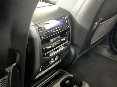 Used 2021 Jeep Grand Cherokee L Limited image 24