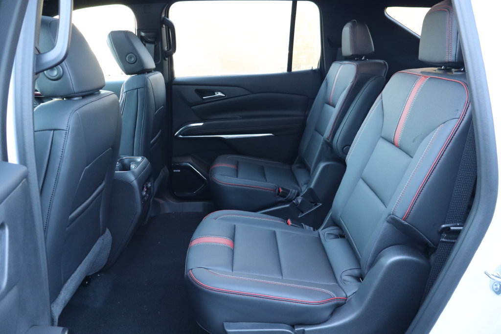 New 2027 Chevrolet Traverse RS AWD/4WD image 29