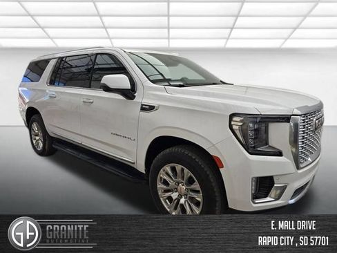 Used 2024 GMC Yukon XL Denali AWD/4WD image 7