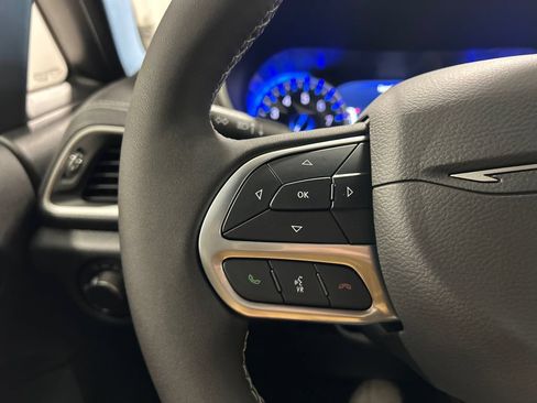 New 2027 Chrysler Pacifica Select FWD image 20