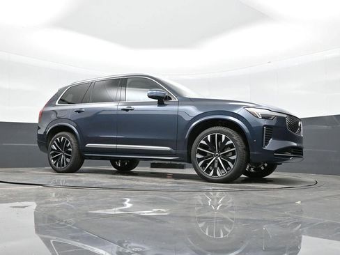 New 2026 Volvo XC90 B6 Plus image 24