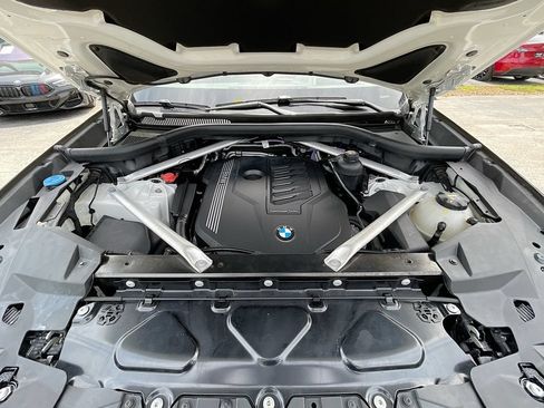 Used 2022 BMW X5 xDrive40i AWD/4WD image 32