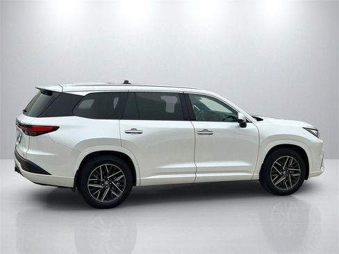 Used 2025 Lexus TX 350 AWD image 4