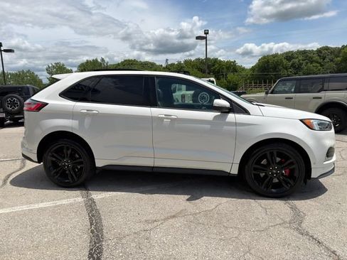 Used 2022 Ford Edge ST w/ Equipment Group 401A AWD/4WD image 8