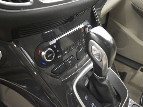 Used 2014 Ford Escape Titanium image 28