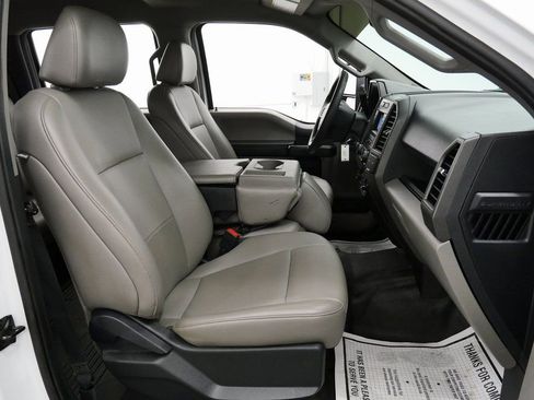 Used 2022 Ford F250 XL w/ Power Equipment Group image 15