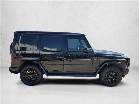 Used 2025 Mercedes-Benz G 550 image 4