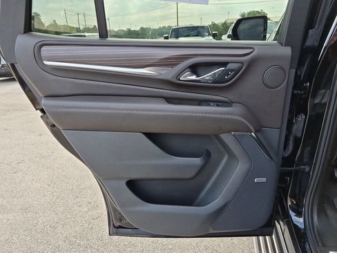 Certified 2024 GMC Yukon Denali w/ Advanced Technology Package AWD/4WD image 37