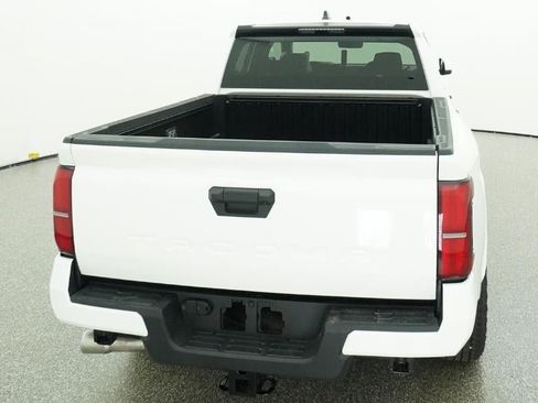 Used 2026 Toyota Tacoma SR5 RWD image 7